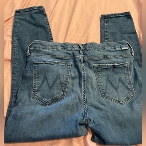 Mother Jeans “The Looker Crop” sized 31
